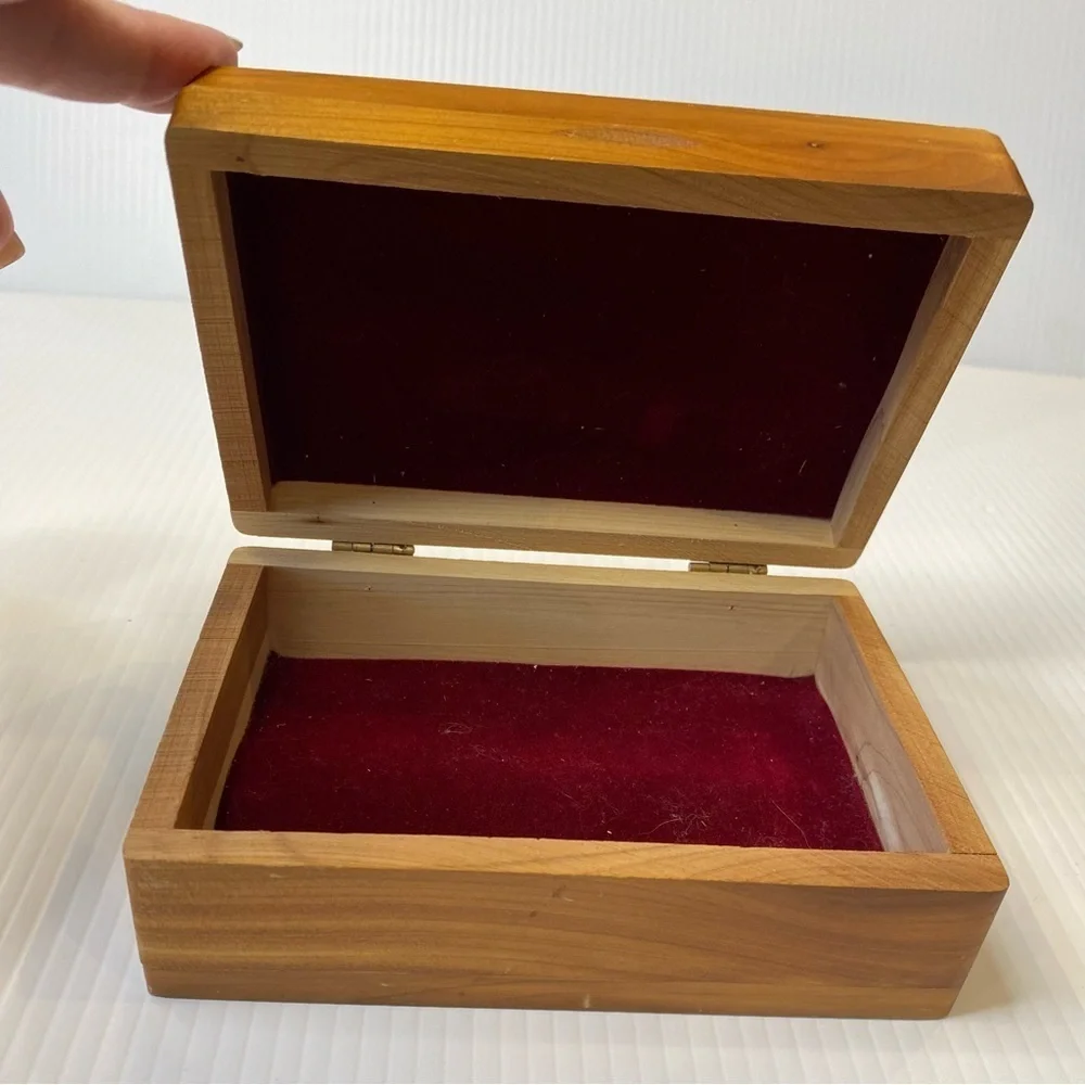 Wooden Jewelry Box Vintage Norman Rockwell Print Lacquered Cedar?